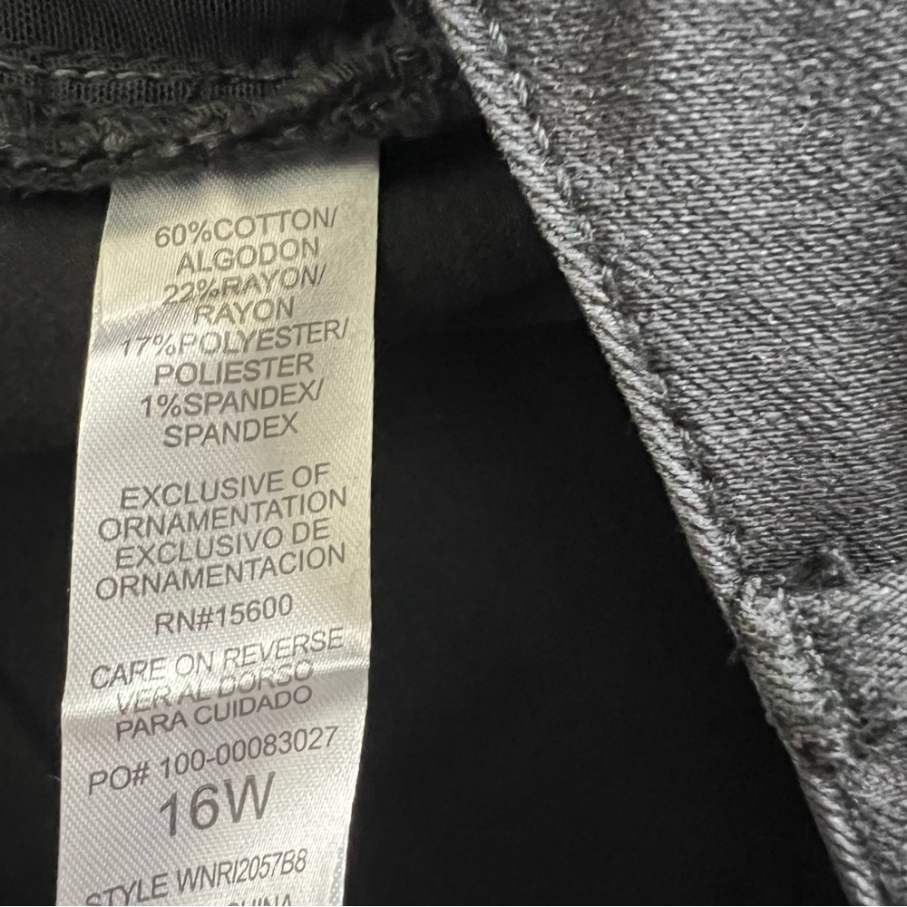 NWT Democracy slim straight crop black jeans size 16W. - Picture 6 of 12
